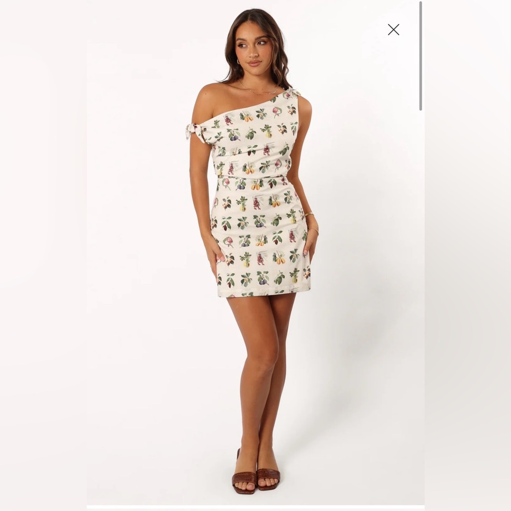 Petal and Pup Mariella Off The Shoulder Mini Dress Floral Size Medium